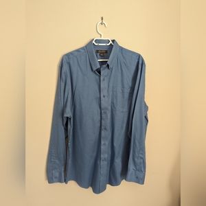 Denver Hayes Never-Iron Light Blue Men's Button Up